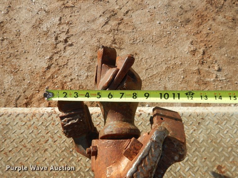 image for item DI3644 2002 GMC C8500  digger derrick truck