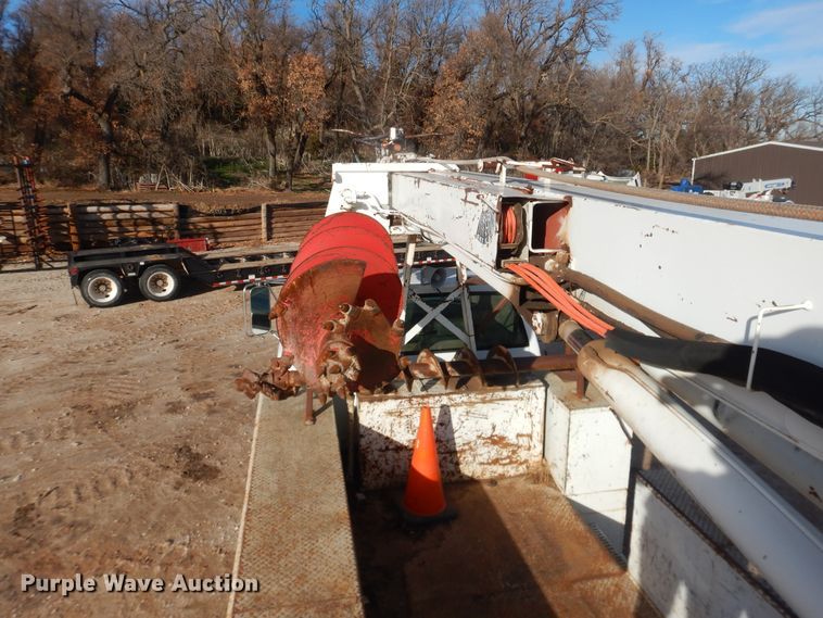 image for item DI3644 2002 GMC C8500  digger derrick truck