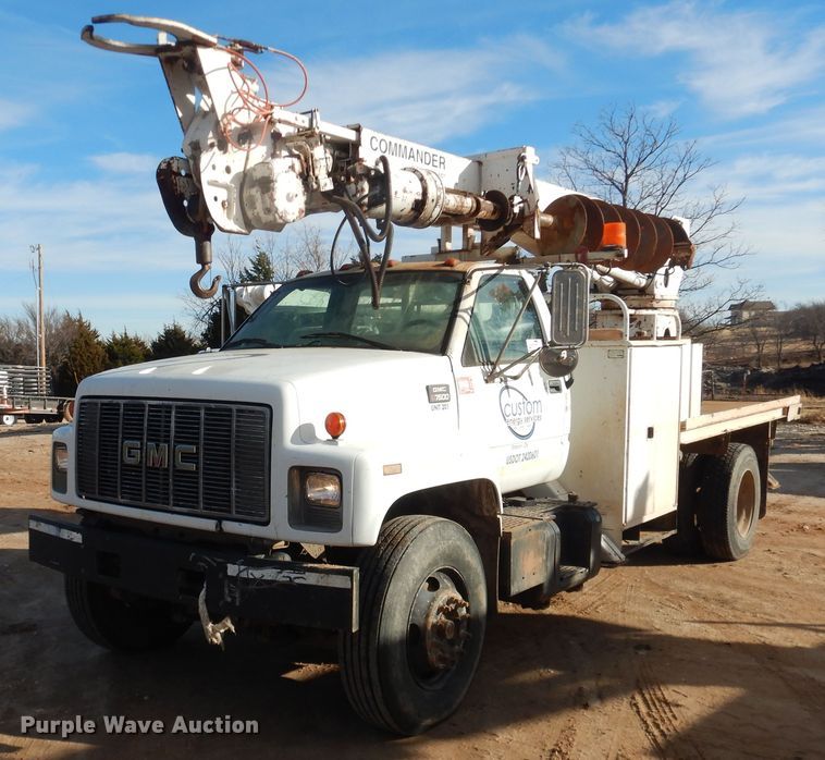 image for item DI3645 2001 GMC C7500  digger derrick truck