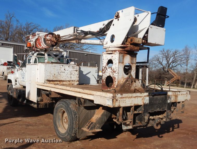 image for item DI3645 2001 GMC C7500  digger derrick truck