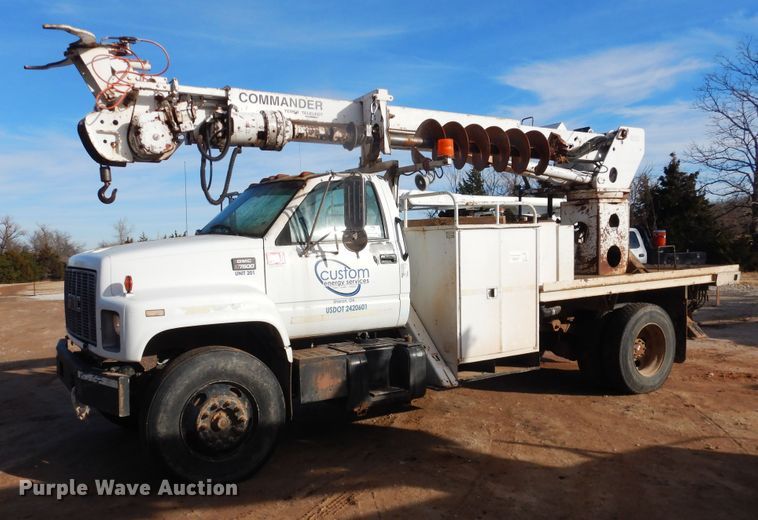 image for item DI3645 2001 GMC C7500  digger derrick truck