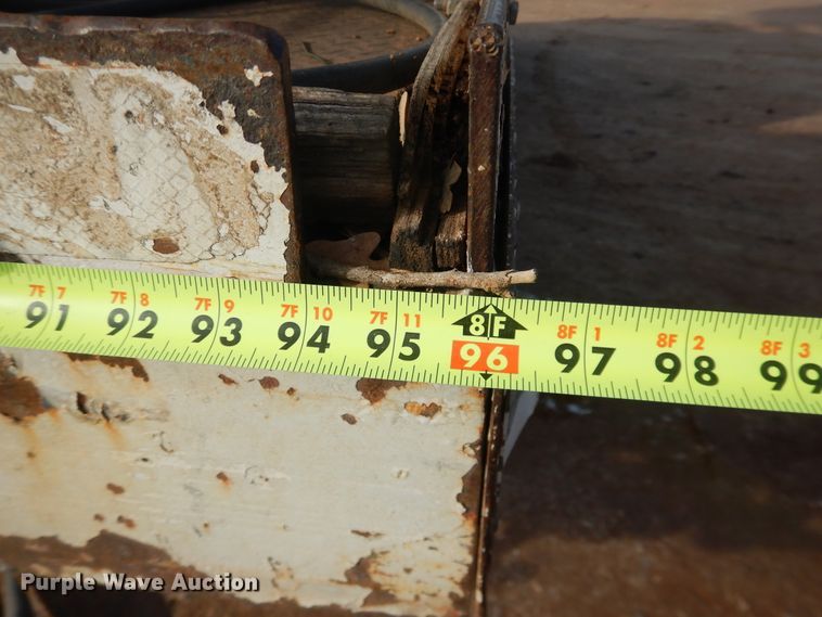 image for item DI3645 2001 GMC C7500  digger derrick truck