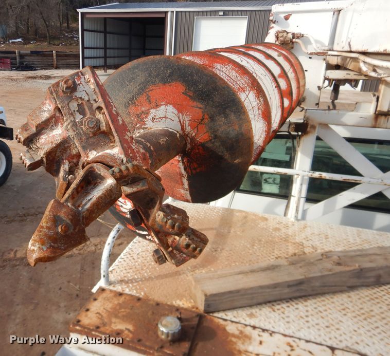 image for item DI3645 2001 GMC C7500  digger derrick truck