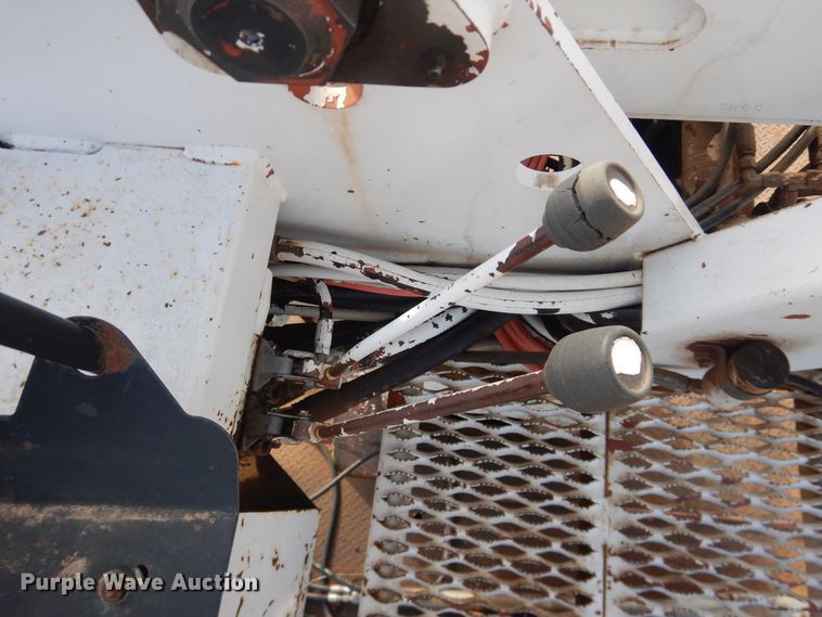 image for item DI3645 2001 GMC C7500  digger derrick truck