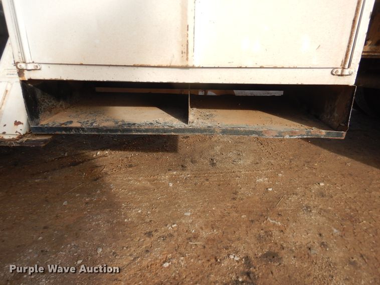 image for item DI3645 2001 GMC C7500  digger derrick truck