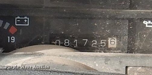 image for item DI3645 2001 GMC C7500  digger derrick truck