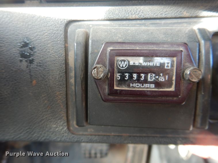 image for item DI3645 2001 GMC C7500  digger derrick truck