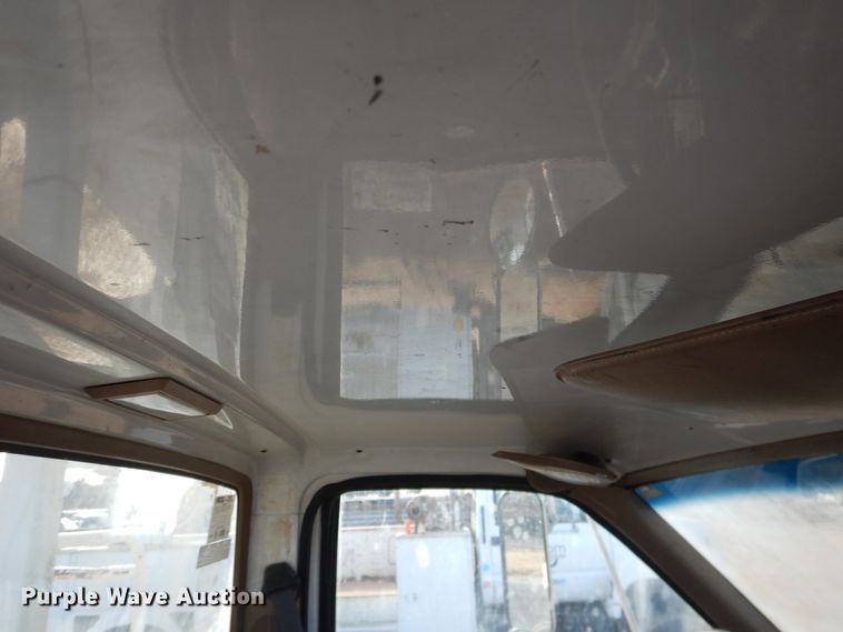 image for item DI3645 2001 GMC C7500  digger derrick truck