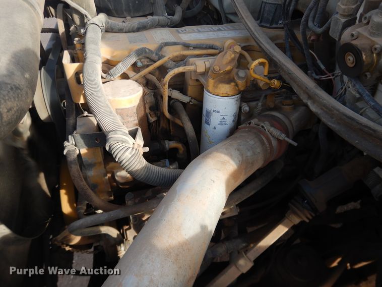 image for item DI3645 2001 GMC C7500  digger derrick truck