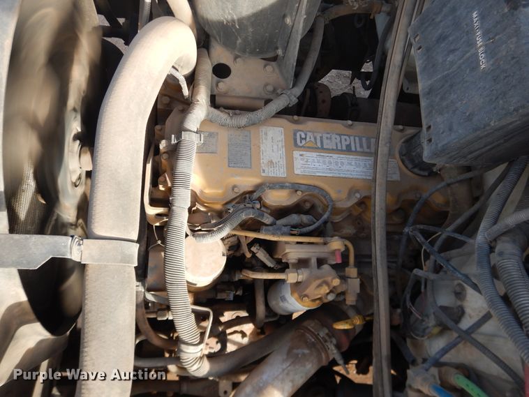 image for item DI3645 2001 GMC C7500  digger derrick truck