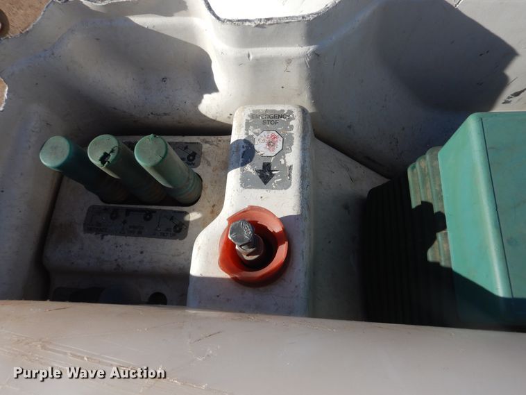 image for item DI3646 2007 International 7300 SFA  bucket truck