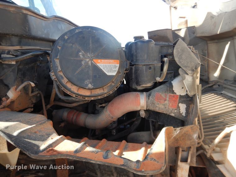 image for item DI3646 2007 International 7300 SFA  bucket truck