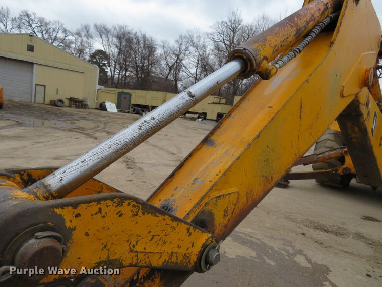 image for item DI3993 1986 John Deere 510C  backhoe