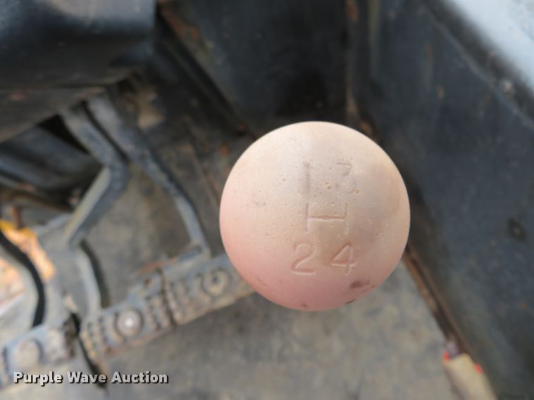 image for item DI3993 1986 John Deere 510C  backhoe