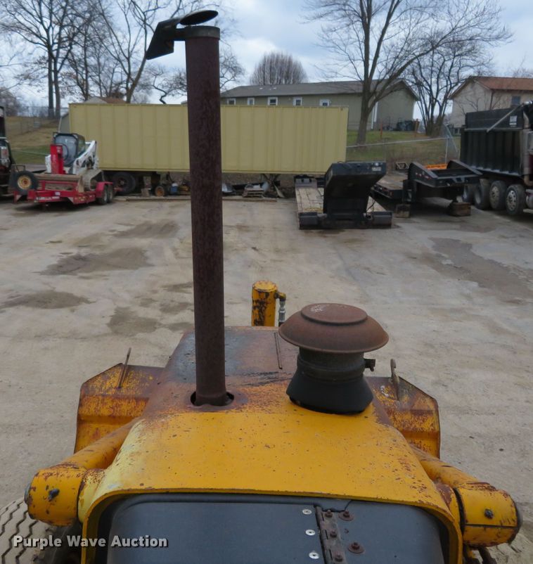 image for item DI3993 1986 John Deere 510C  backhoe