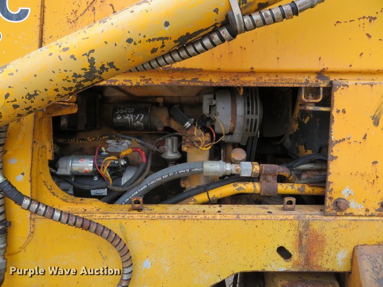 image for item DI3993 1986 John Deere 510C  backhoe