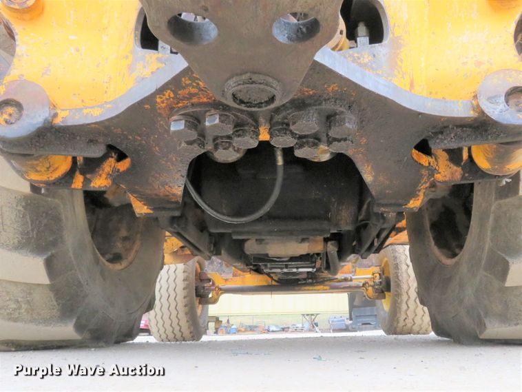 image for item DI3993 1986 John Deere 510C  backhoe