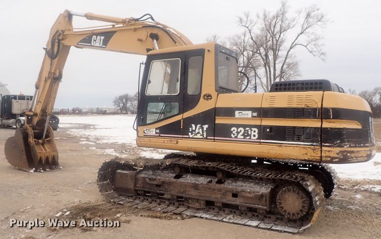 image for item DI7466 1996 Caterpillar 320B  excavator