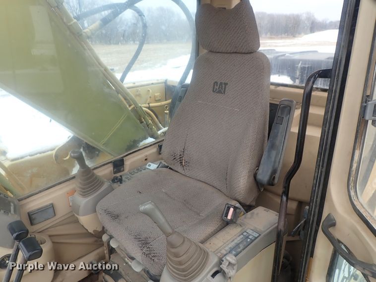 image for item DI7466 1996 Caterpillar 320B  excavator