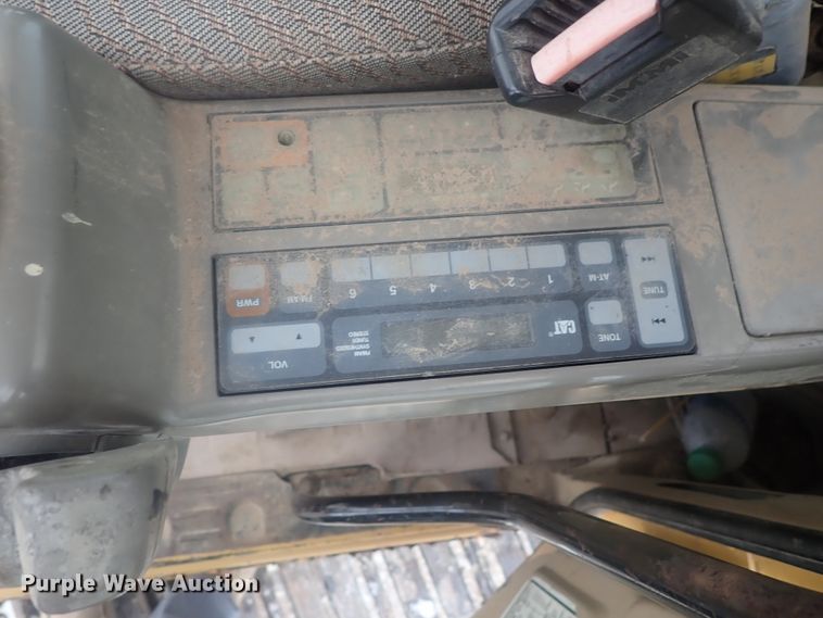 image for item DI7466 1996 Caterpillar 320B  excavator