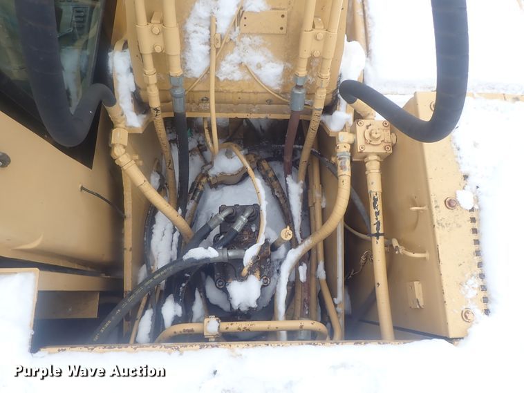 image for item DI7466 1996 Caterpillar 320B  excavator