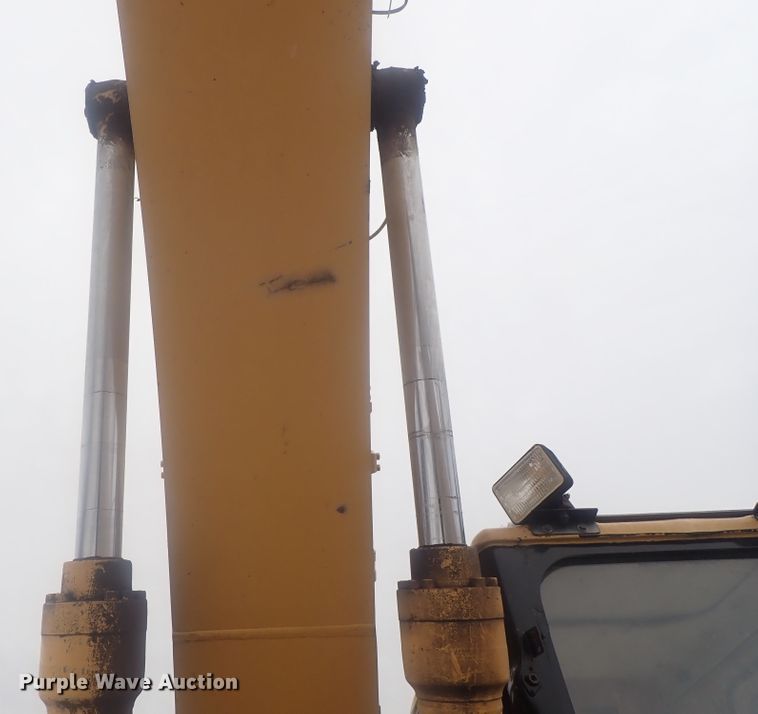 image for item DI7466 1996 Caterpillar 320B  excavator