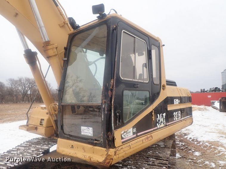 image for item DI7466 1996 Caterpillar 320B  excavator