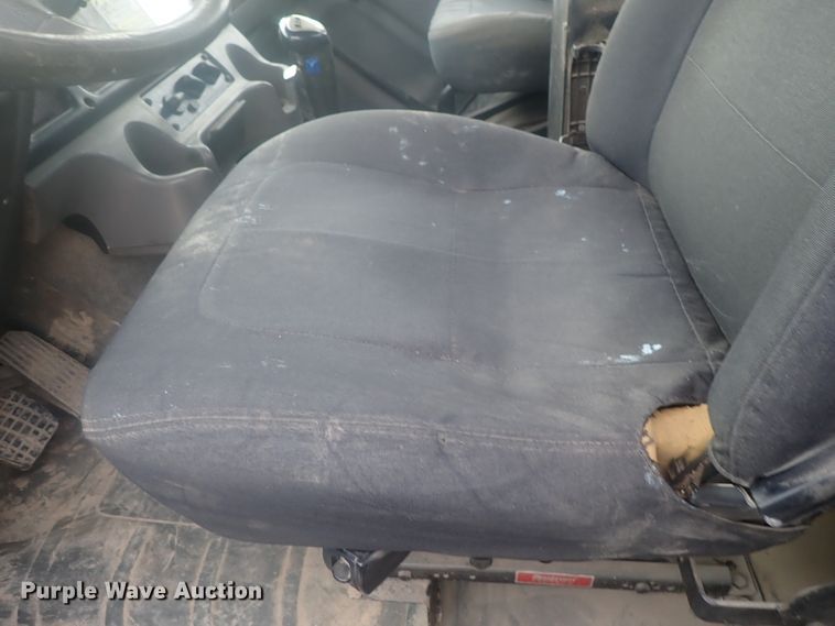 image for item DI7490 2007 Freightliner Business Class M112 roll-off container truck