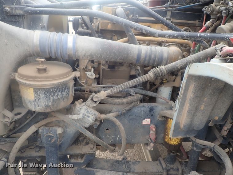 image for item DI7490 2007 Freightliner Business Class M112 roll-off container truck