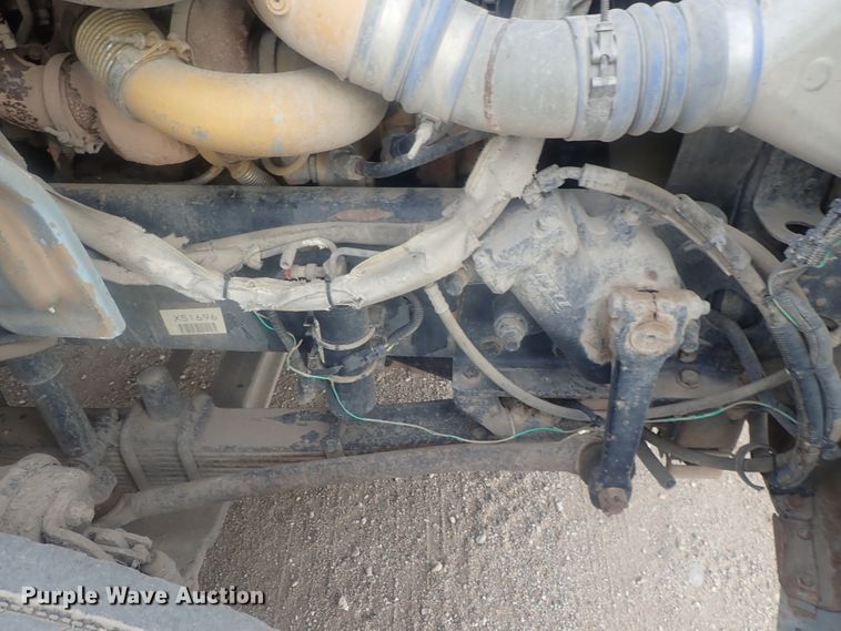 image for item DI7490 2007 Freightliner Business Class M112 roll-off container truck