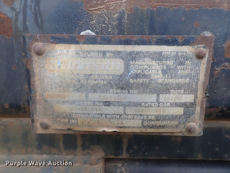 image for item DI7490 2007 Freightliner Business Class M112 roll-off container truck