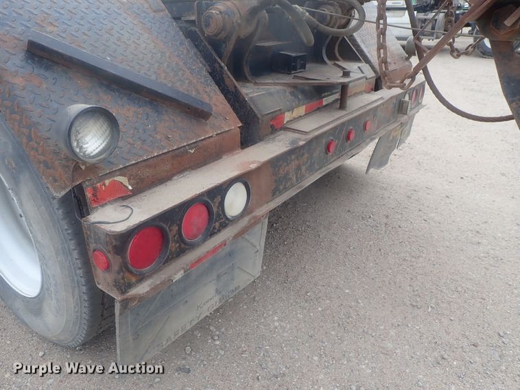 image for item DI7490 2007 Freightliner Business Class M112 roll-off container truck