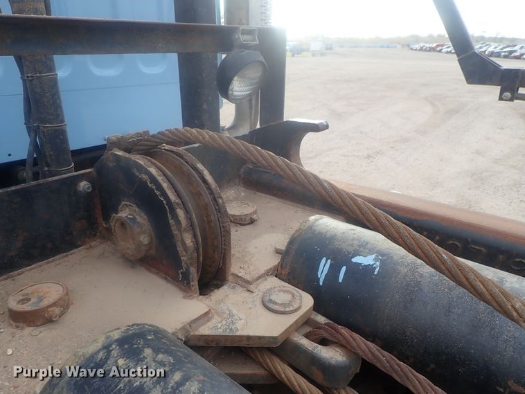 image for item DI7490 2007 Freightliner Business Class M112 roll-off container truck