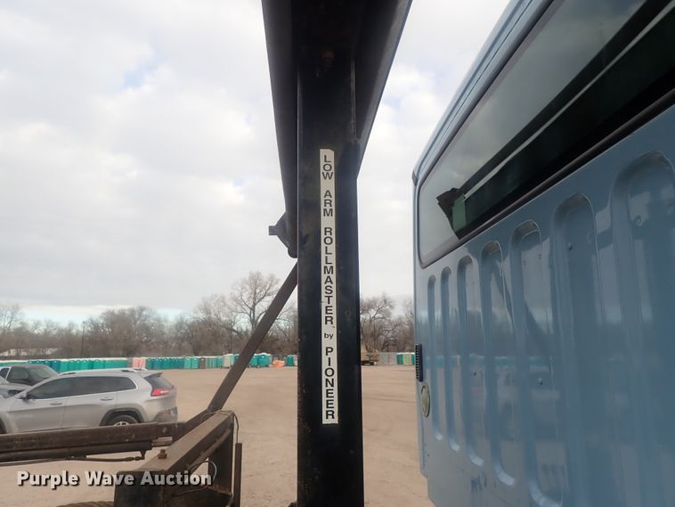 image for item DI7490 2007 Freightliner Business Class M112 roll-off container truck