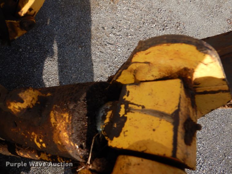 image for item DJ0362 2005 New Holland LB75B  backhoe