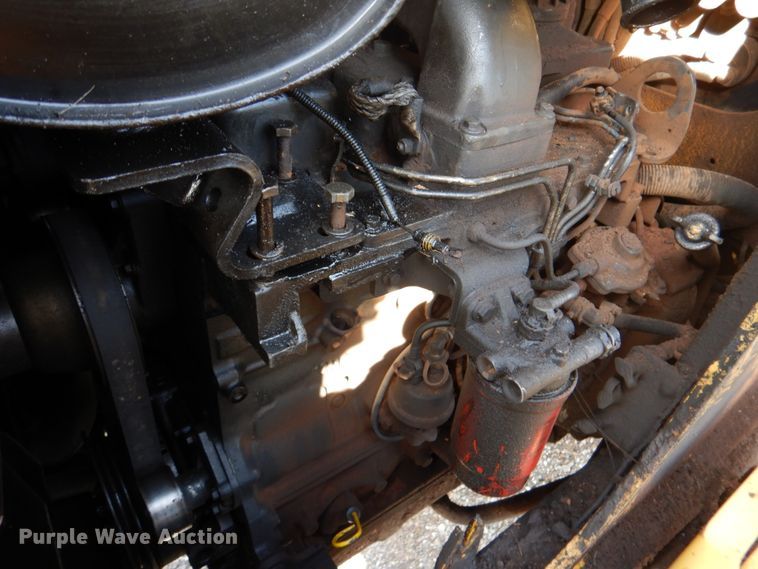 image for item DJ0362 2005 New Holland LB75B  backhoe