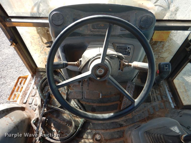 image for item DJ0362 2005 New Holland LB75B  backhoe