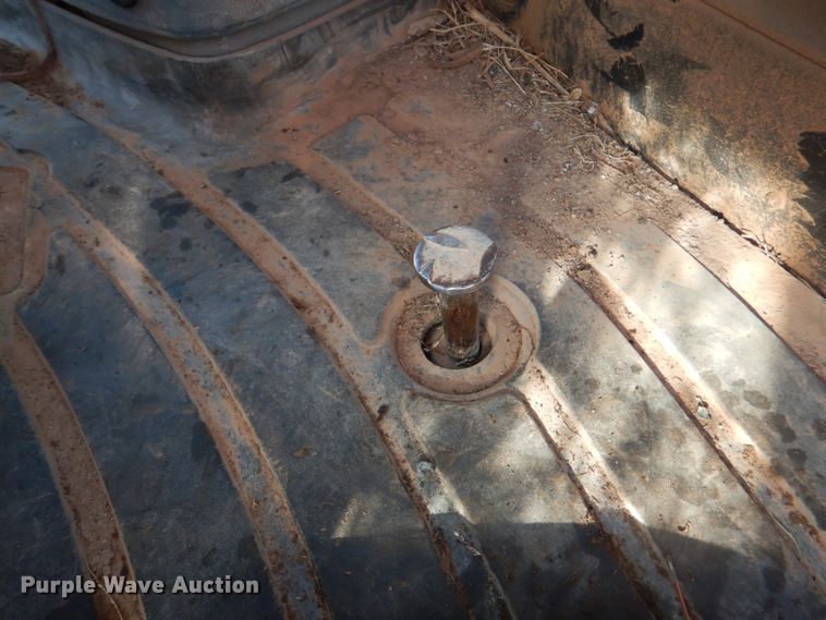 image for item DJ0362 2005 New Holland LB75B  backhoe