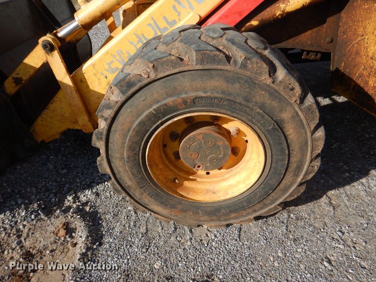 image for item DJ0362 2005 New Holland LB75B  backhoe