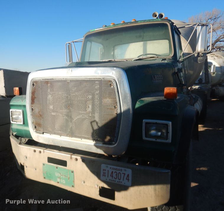 image for item DJ4813 1993 Ford L8000  ready mix truck