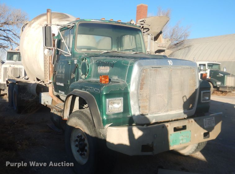 image for item DJ4813 1993 Ford L8000  ready mix truck