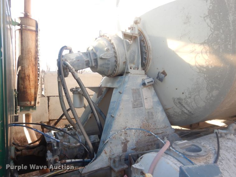 image for item DJ4813 1993 Ford L8000  ready mix truck