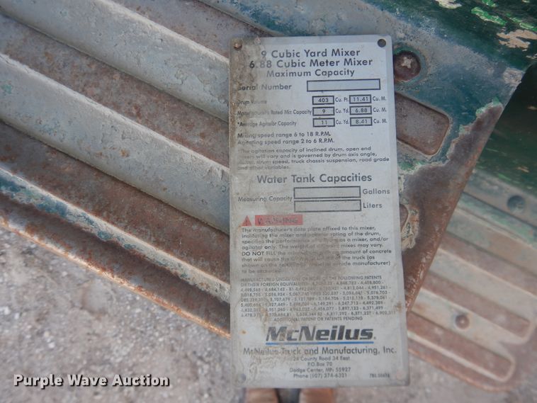 image for item DJ4813 1993 Ford L8000  ready mix truck