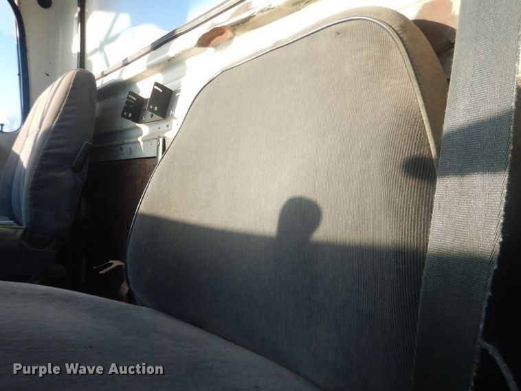 image for item DJ4813 1993 Ford L8000  ready mix truck