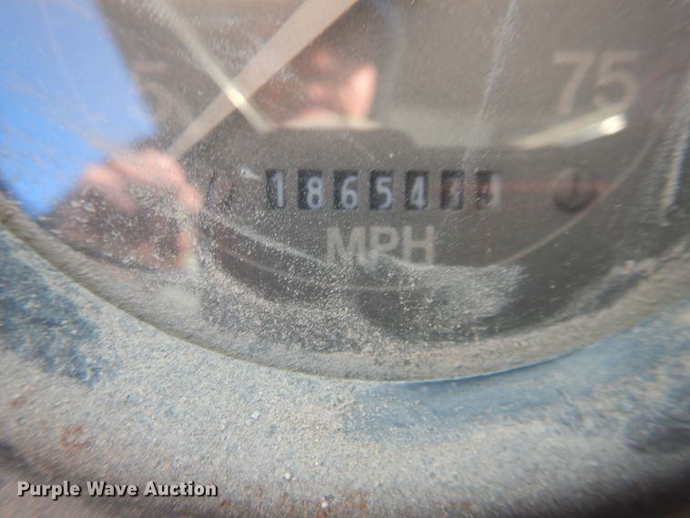 image for item DJ4813 1993 Ford L8000  ready mix truck