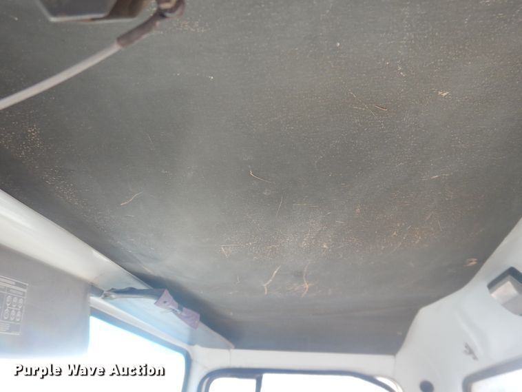 image for item DJ4813 1993 Ford L8000  ready mix truck