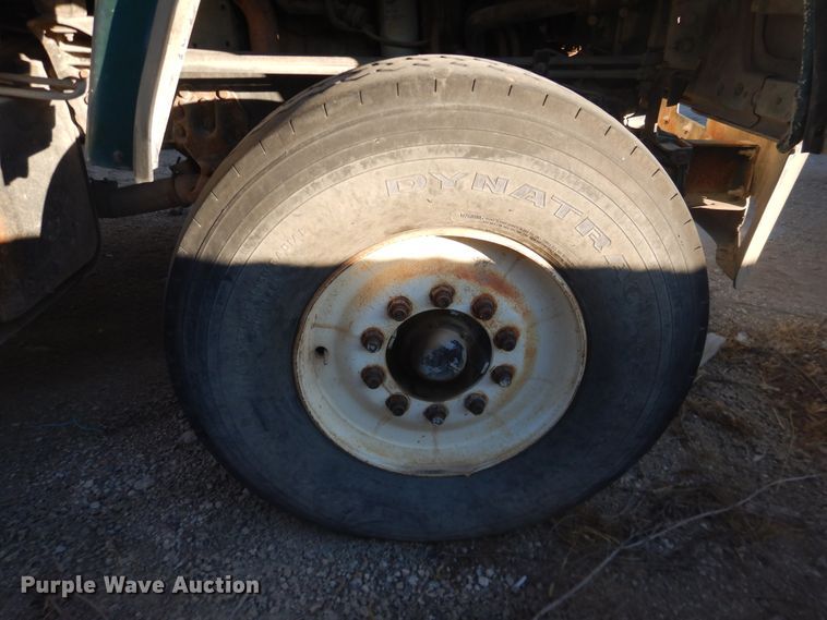 image for item DJ4813 1993 Ford L8000  ready mix truck