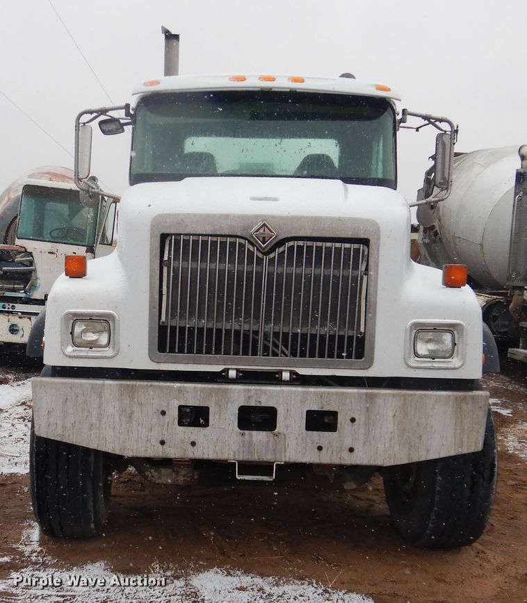 image for item DJ4817 2005 International Paystar 5500i  ready mix truck