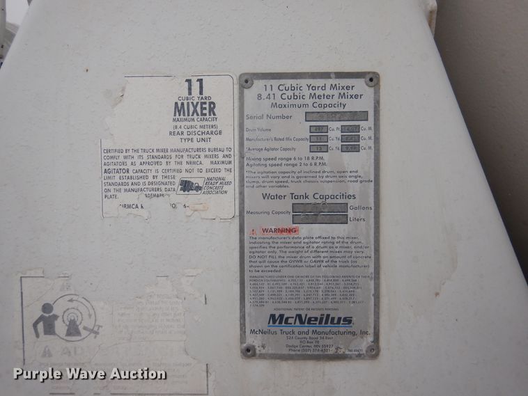 image for item DJ4817 2005 International Paystar 5500i  ready mix truck