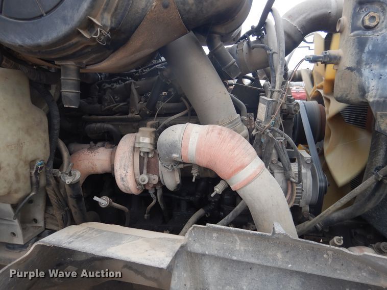 image for item DJ4817 2005 International Paystar 5500i  ready mix truck